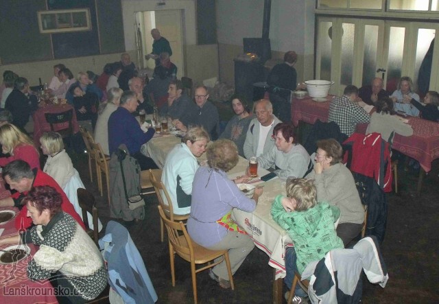 07_Pohled do salu_1.jpg